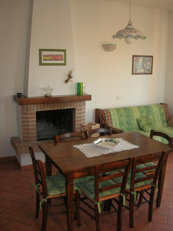 Agriturismo La Valle Del Sole Castiglione dʼOrcia Oda fotoğraf