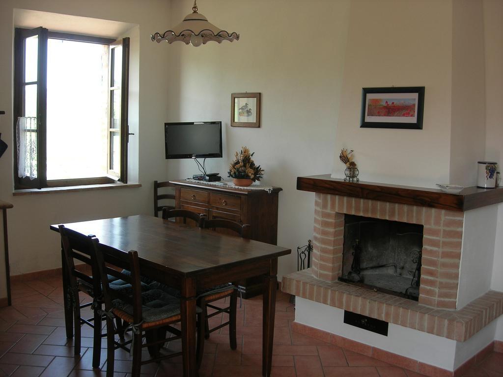Agriturismo La Valle Del Sole Castiglione dʼOrcia Oda fotoğraf