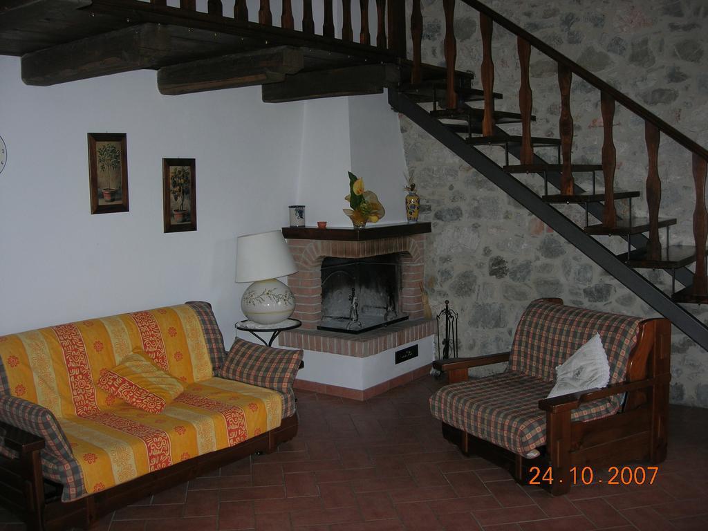 Agriturismo La Valle Del Sole Castiglione dʼOrcia Oda fotoğraf